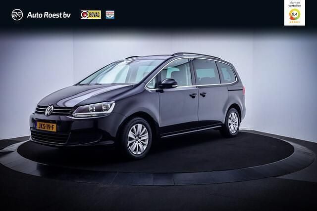 Zwart Occasion 2018 VW Sharan Comfortline MPV | € 26.950 (Eerlijke prijs) - Afbeelding 1/4