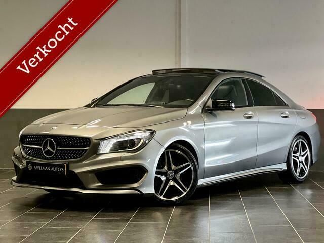 Grijs Gebruikt 2014 Mercedes CLA250 Sport Sedan | € 22.950 (Duur) - Afbeelding 1/4