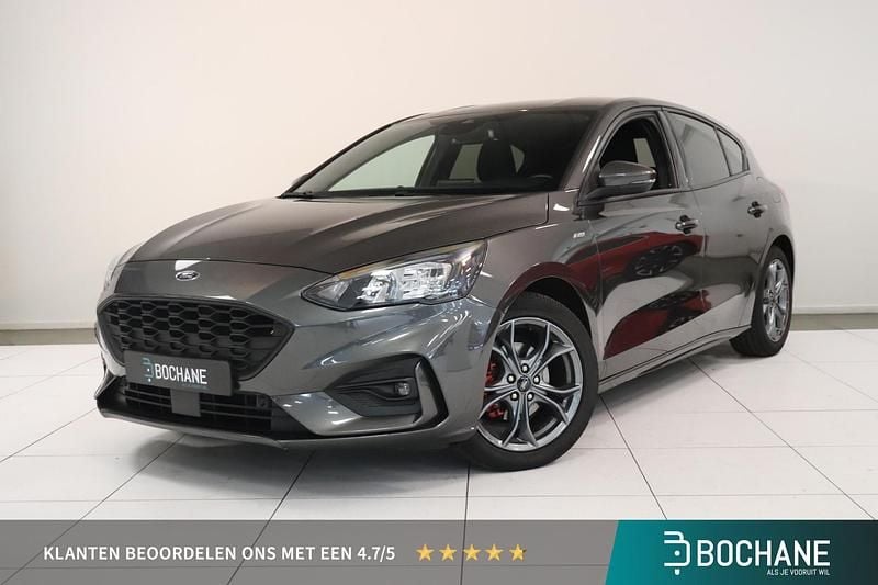 Grijs Gebruikt 2020 Ford Focus Business Edition Hatchback | € 20.035 (Eerlijke prijs) - Afbeelding 1/4