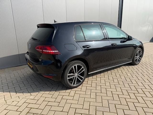 Occasion VW Golf VII GTE 2015 Zwart (metallic) Hatchback