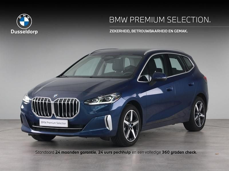 Blauw Occasion 2022 BMW 218 Active Tourer Comfort Edition MPV | € 26.950 (Goede deal) - Afbeelding 1/4