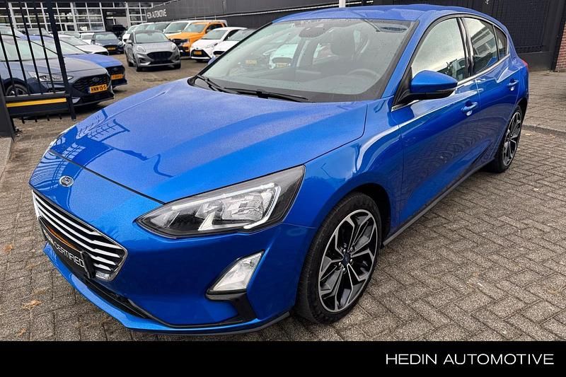 Blauw Gebruikt 2021 Ford Focus Business Edition Hatchback | € 15.945 (Goede deal) - Afbeelding 1/4