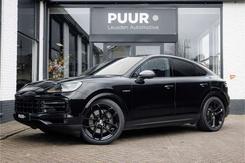 Zwart Gebruikt 2024 Porsche Cayenne Sport SUV | € 119.395 (Iets duurder) - Afbeelding 1/4