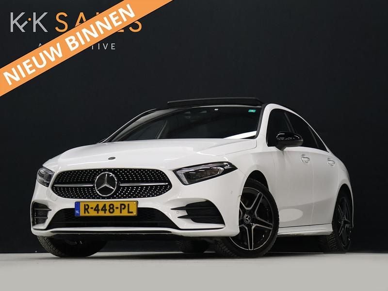 Wit Occasion 2022 Mercedes A250 Business Sedan | € 22.740 (Super prijs) - Afbeelding 1/4