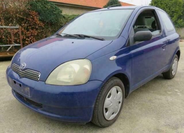 Blauw Gebruikt 2001 Toyota Yaris Hatchback | € 1.200 (Eerlijke prijs) - Afbeelding 1/4