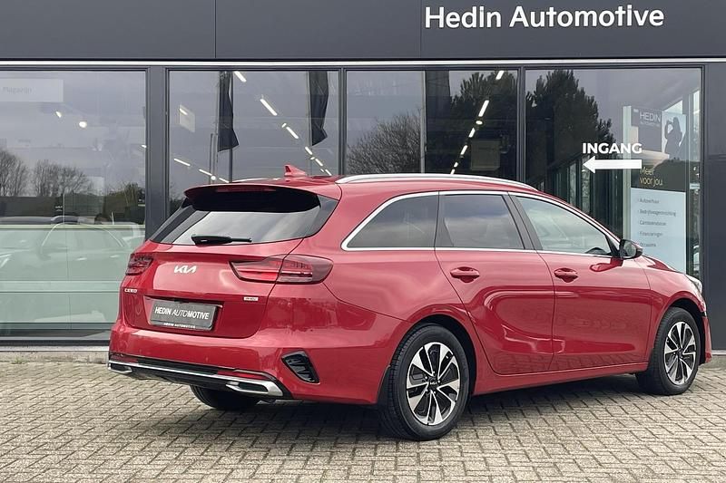 Occasion Kia Ceed 2024 Rood Hatchback