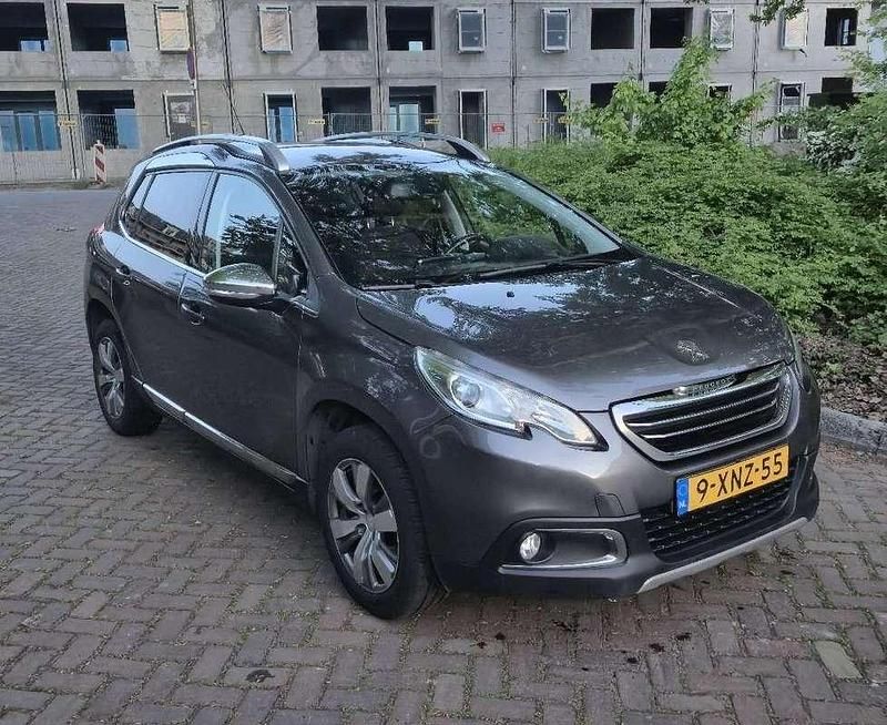Grijs Gebruikt 2014 Peugeot 2008 Allure SUV | € 5.900 (Goede deal) - Afbeelding 1/4