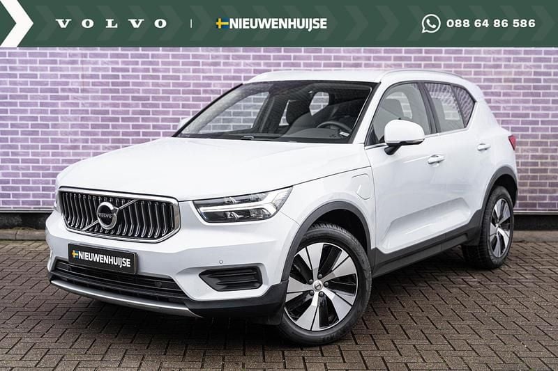 Wit Gebruikt 2021 Volvo XC40 Inscription SUV | € 29.394 (Goede deal) - Afbeelding 1/4