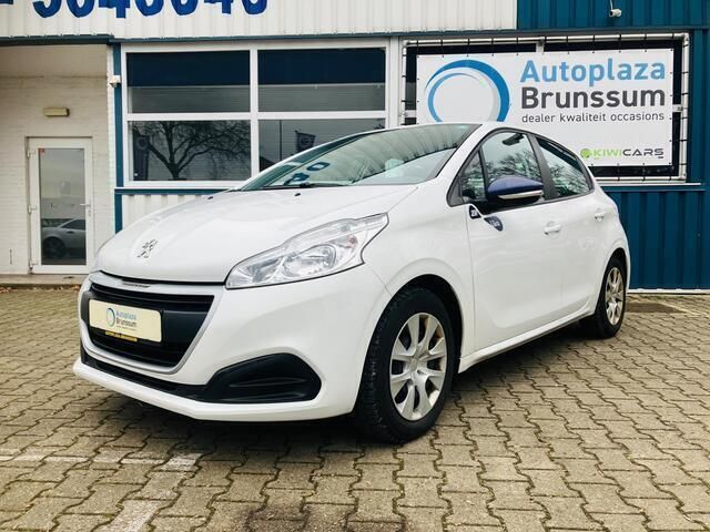 Wit Gebruikt 2018 Peugeot 208 Access Hatchback | € 6.985 (Eerlijke prijs) - Afbeelding 1/4