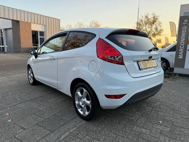 Occasion Ford Fiesta Trend 60 PK (44 kW) 2009 Wit Hatchback