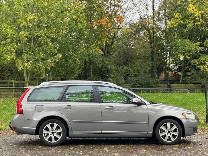 Occasion Volvo V50 Momentum 180 PK (132 kW) 2007 Grijs Stationwagen
