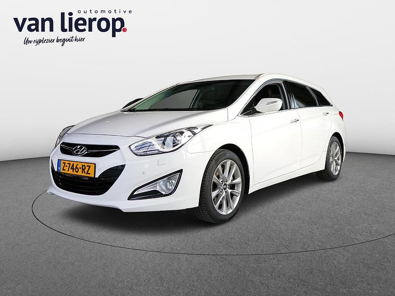 Wit Gebruikt 2014 Hyundai i40 Edition Stationwagen | € 10.495 (Iets duurder) - Afbeelding 1/3
