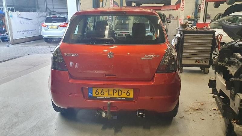 Occasion Suzuki Swift Comfort 92 PK (67 kW) 2010 Oranje Hatchback