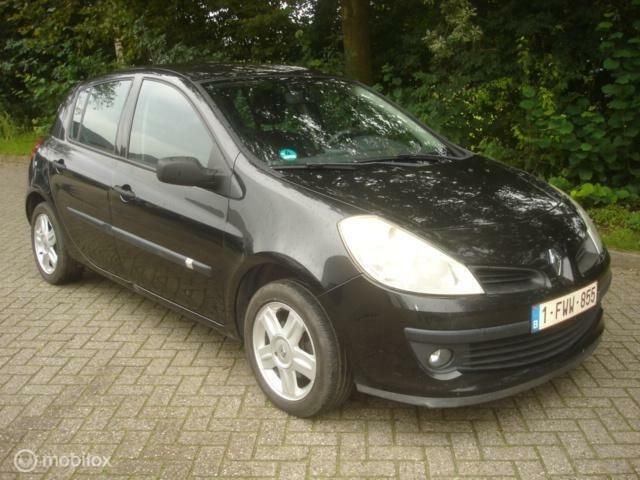 Zwart Gebruikt 2008 Renault Clio II Hatchback | € 1.150 (Goede deal) - Afbeelding 1/4
