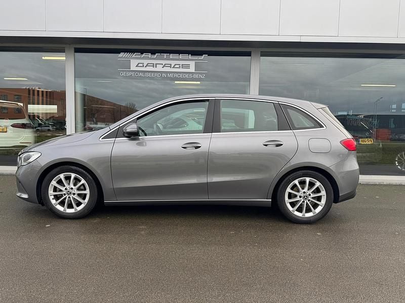 Occasion Mercedes B180 Progressive 2024 Grijs MPV