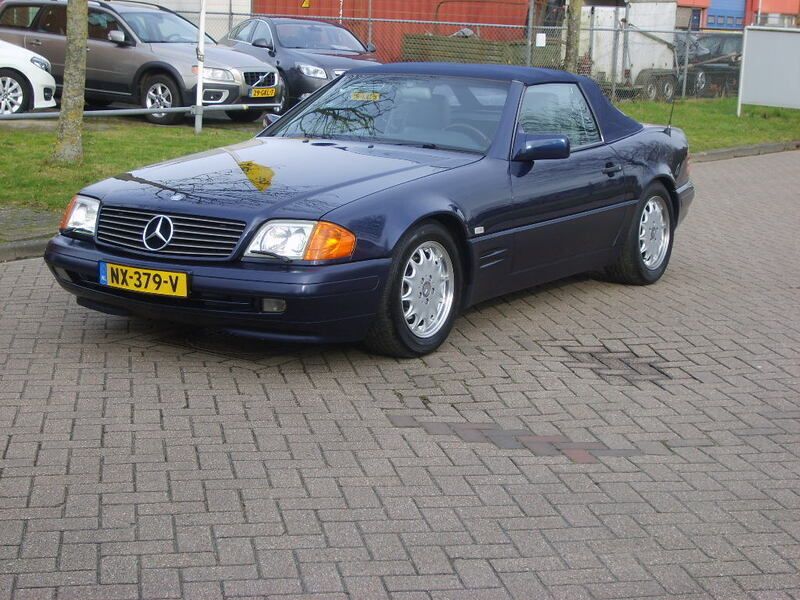 Blauw Gebruikt 1996 Mercedes 320 Cabriolet | € 19.750 - Afbeelding 1/4