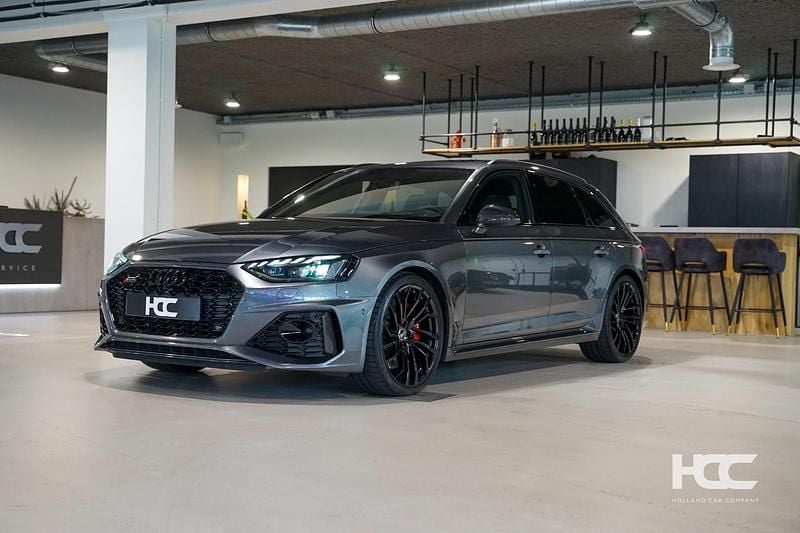 Grijs Gebruikt 2021 Audi RS4 S-Line Stationwagen | € 83.950 (Eerlijke prijs) - Afbeelding 1/4