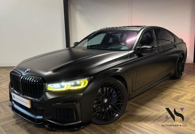 Zwart Gebruikt 2019 BMW 745e Executive Sedan | € 58.740 (Goede deal) - Afbeelding 1/4