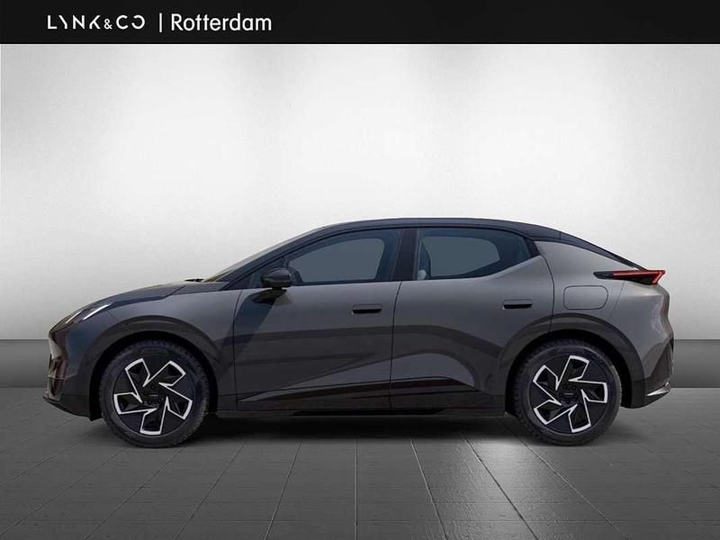 Nieuw Lynk & Co 02 272 PK (200 kW) 2025 Grijs SUV