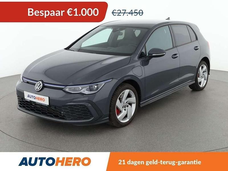 Grijs Occasion 2022 VW Golf VIII GTE Hatchback | € 26.649 (Eerlijke prijs) - Afbeelding 1/3