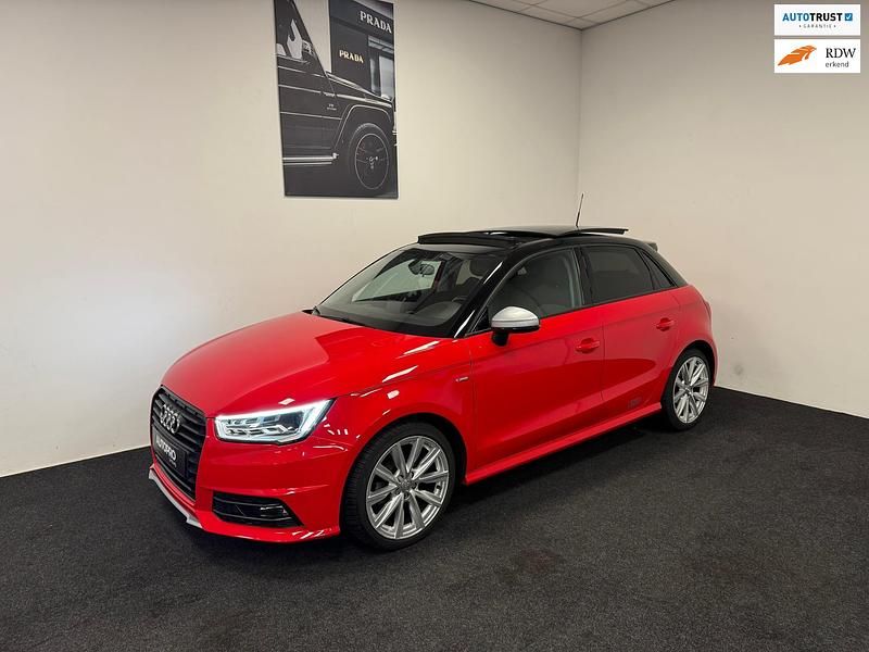 Rood Gebruikt 2018 Audi A1 Sport Hatchback | € 17.990 (Duur) - Afbeelding 1/4