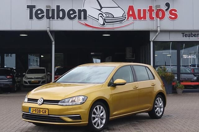 Geel Gebruikt 2018 VW Golf VII Highline Hatchback | € 15.895 (Super prijs) - Afbeelding 1/4
