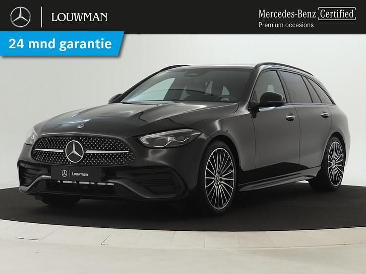 Donker grafietgrijs metaal metallic Gebruikt 2025 Mercedes 180 AMG line Sedan | € 56.945 - Afbeelding 1/4