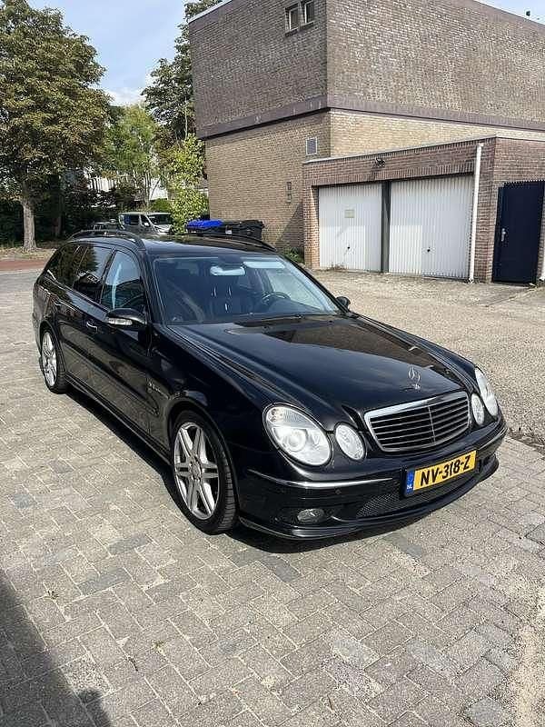 Occasion Mercedes E55 AMG AMG 476 PK (350 kW) 2004 Zwart Stationwagen