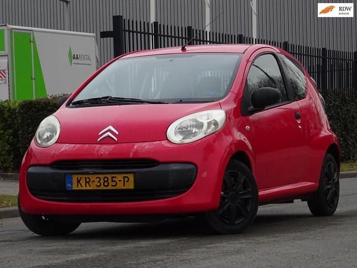 Rood Occasion 2007 Citroën C1 Hatchback | € 1.499 (Goede deal) - Afbeelding 1/4