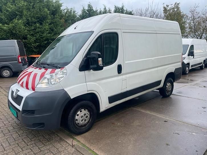 Gebruikt 2014 Peugeot Boxer Van | € 3.999 - Afbeelding 1/4