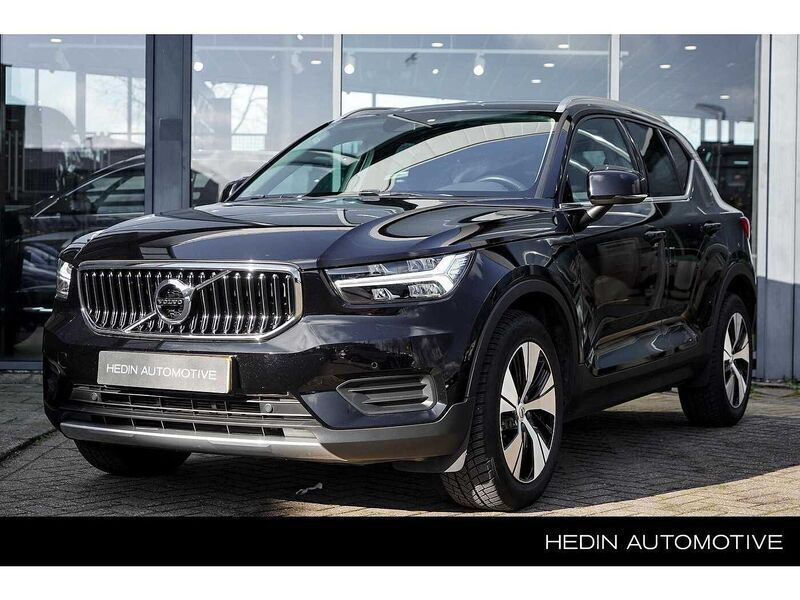 Zwart Gebruikt 2018 Volvo XC40 Inscription SUV | € 31.995 (Iets duurder) - Afbeelding 1/4