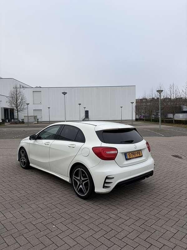 Occasion Mercedes A180 AMG 122 PK (89 kW) 2015 Wit Stationwagen