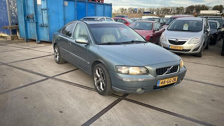 Occasion 2000 Volvo S60 Sedan | € 1.650 (Eerlijke prijs) - Afbeelding 1/4