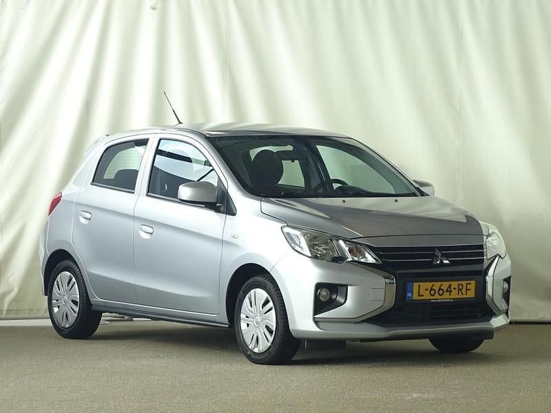 Occasion Mitsubishi Space Star 71 PK (52 kW) 2021 Grijs Hatchback