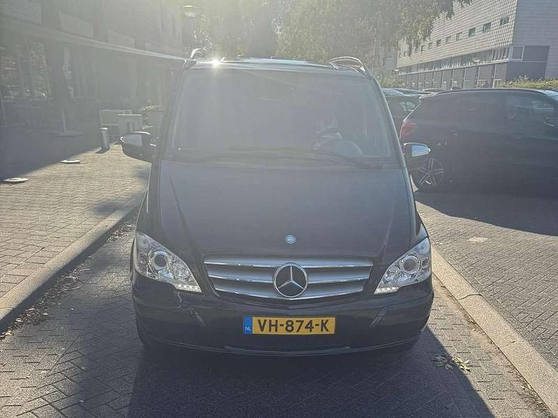 Zwart Gebruikt 2013 Mercedes Viano MPV | € 18.500 (Eerlijke prijs) - Afbeelding 1/4