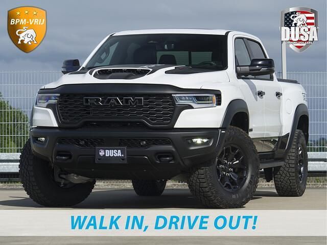 Wit Nieuw 2025 Dodge Ram Pickup | € 109.950 - Afbeelding 1/4