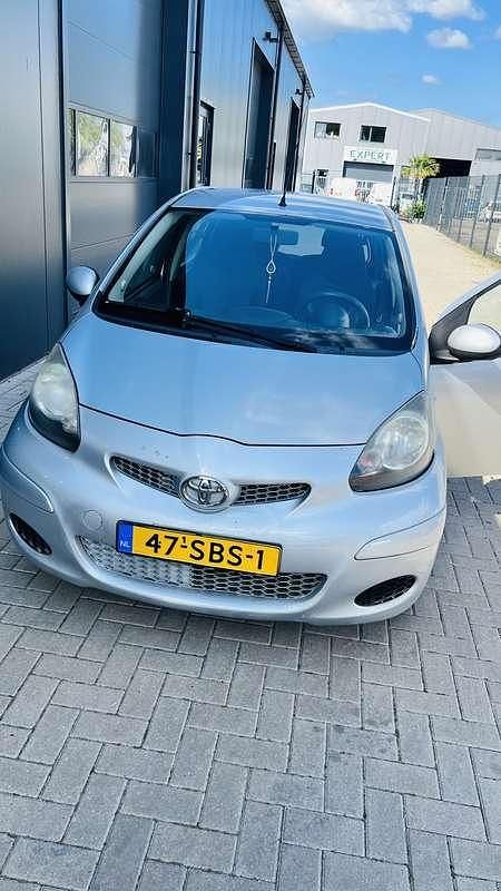 Gebruikt 2009 Toyota Aygo Hatchback | € 1.600 (Eerlijke prijs) - Afbeelding 1/4