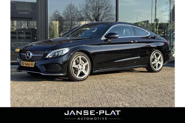 Zwart Gebruikt 2016 Mercedes C180 Edition 1 Coupé | € 20.950 (Goede deal) - Afbeelding 1/4