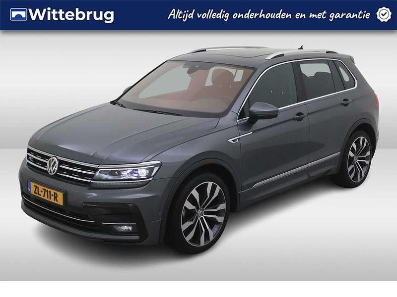 Grijs Gebruikt 2019 VW Tiguan Highline SUV | € 32.950 (Iets duurder) - Afbeelding 1/2