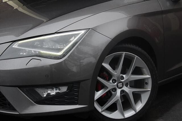 Occasion Seat Leon FR 150 PK (110 kW) 2014 Grijs (metallic) Hatchback