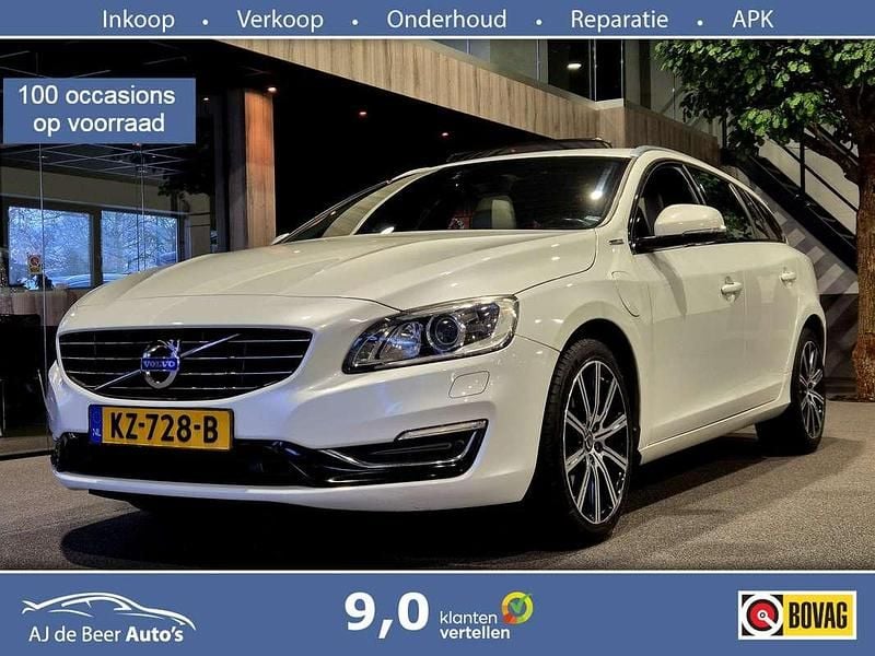 Wit Gebruikt 2016 Volvo V60 Momentum Stationwagen | € 8.990 (Goede deal) - Afbeelding 1/4