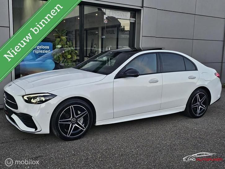 Gebruikt 2023 Mercedes 300 AMG line | € 45.995 (Goede deal) - Afbeelding 1/4