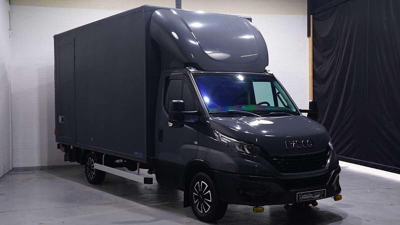 Occasion Iveco Daily 160 PK (117 kW) 2022 Grijs Van