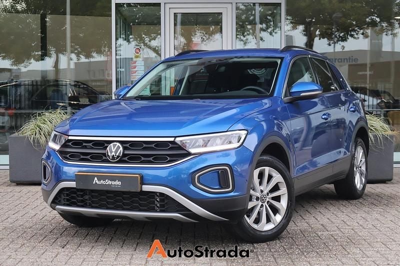 Blauw Gebruikt 2023 VW T-Roc Business SUV | € 23.900 (Super prijs) - Afbeelding 1/4