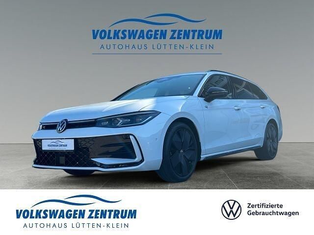 Wit Occasion 2024 VW Passat R-line Sedan | € 60.558 (Duur) - Afbeelding 1/4