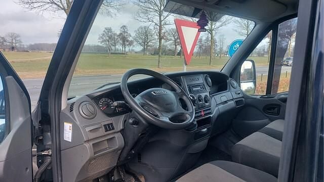 Occasion Iveco Daily 126 PK (92 kW) 2013 Zwart Van