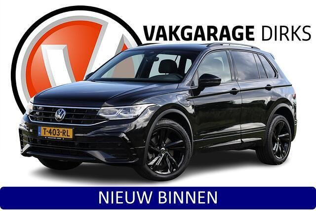 Zwart Gebruikt 2022 VW Tiguan R-line SUV | € 33.840 (Eerlijke prijs) - Afbeelding 1/4