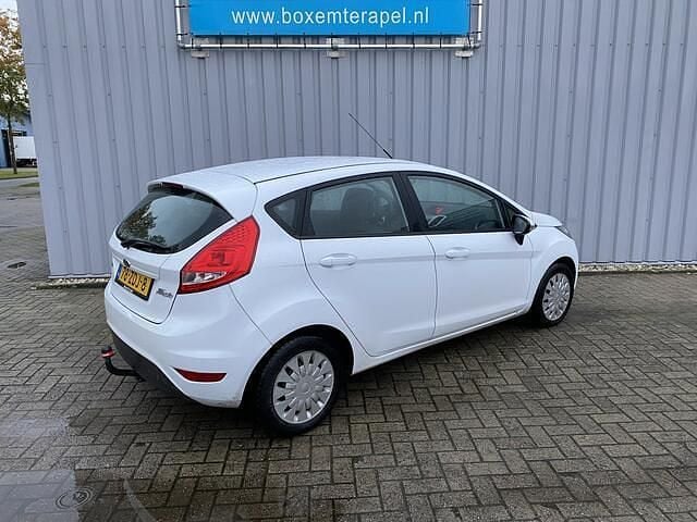 Occasion Ford Fiesta Trend 97 PK (71 kW) 2012 Wit Hatchback