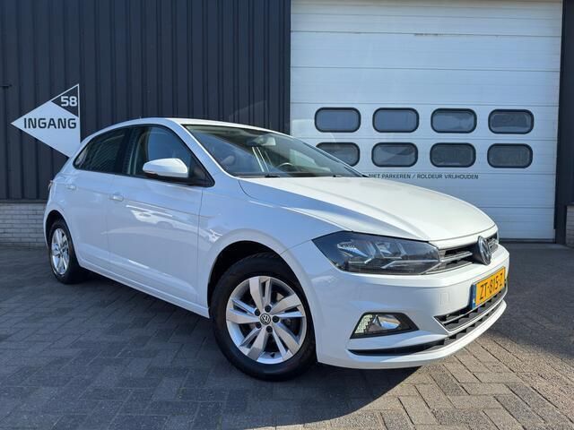 Wit Gebruikt 2019 VW Polo Comfortline Hatchback | € 11.250 (Eerlijke prijs) - Afbeelding 1/4