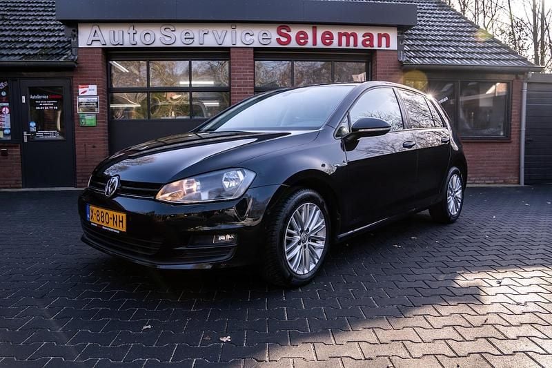 Zwart Gebruikt 2014 VW Golf VII Edition Hatchback | € 10.500 (Goede deal) - Afbeelding 1/4